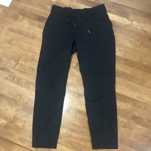 Lululemon On The Fly ⅞ Pant - Black Size 6